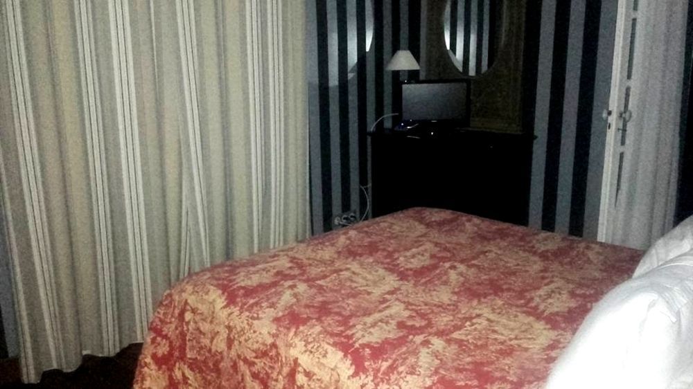 Hotel La Villa Сен-Пьер-д'Ирюб Экстерьер фото